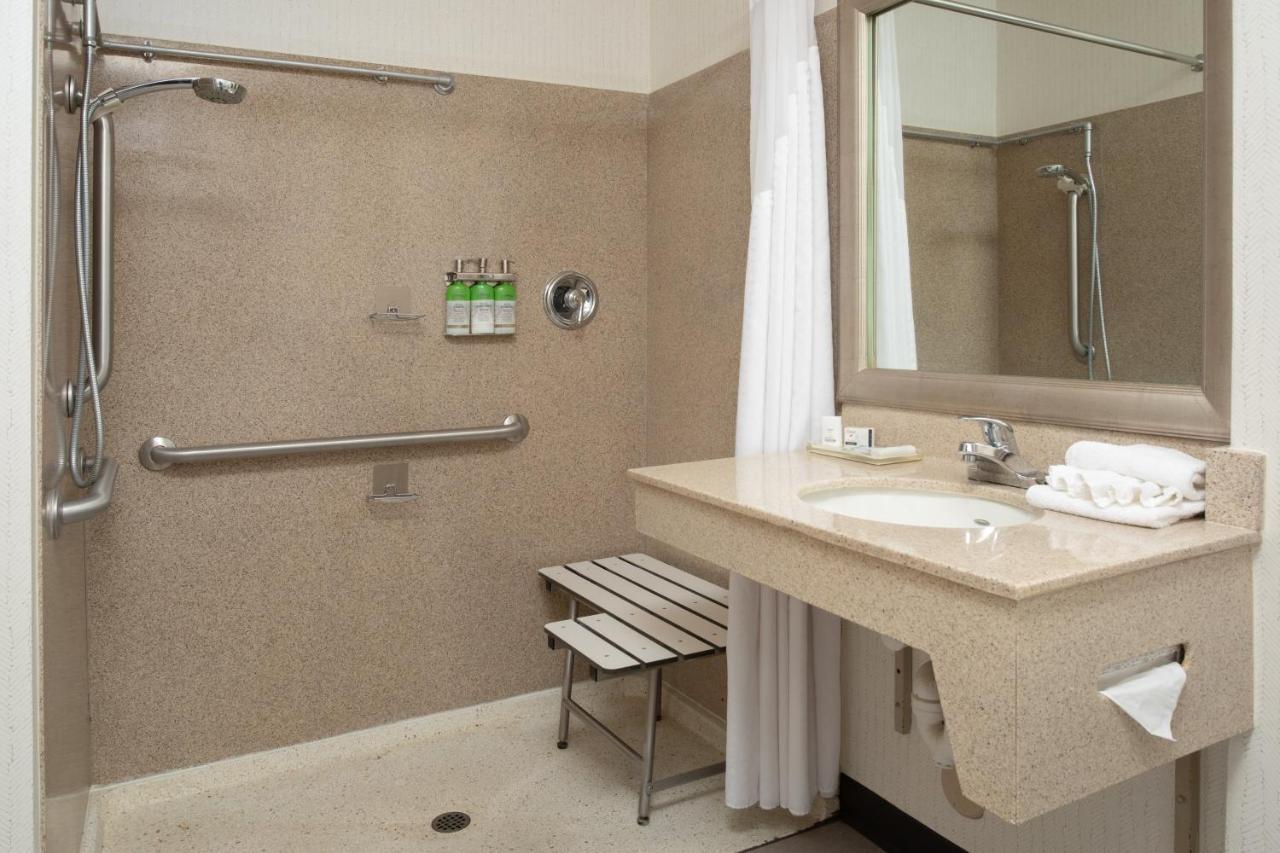 Holiday Inn & Suites Goodyear - West Phoenix Area By Ihg Exterior foto