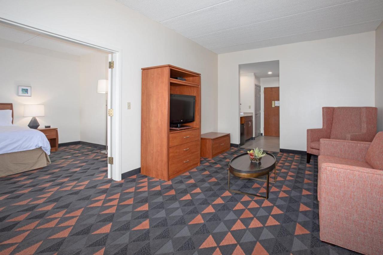 Holiday Inn & Suites Goodyear - West Phoenix Area By Ihg Exterior foto