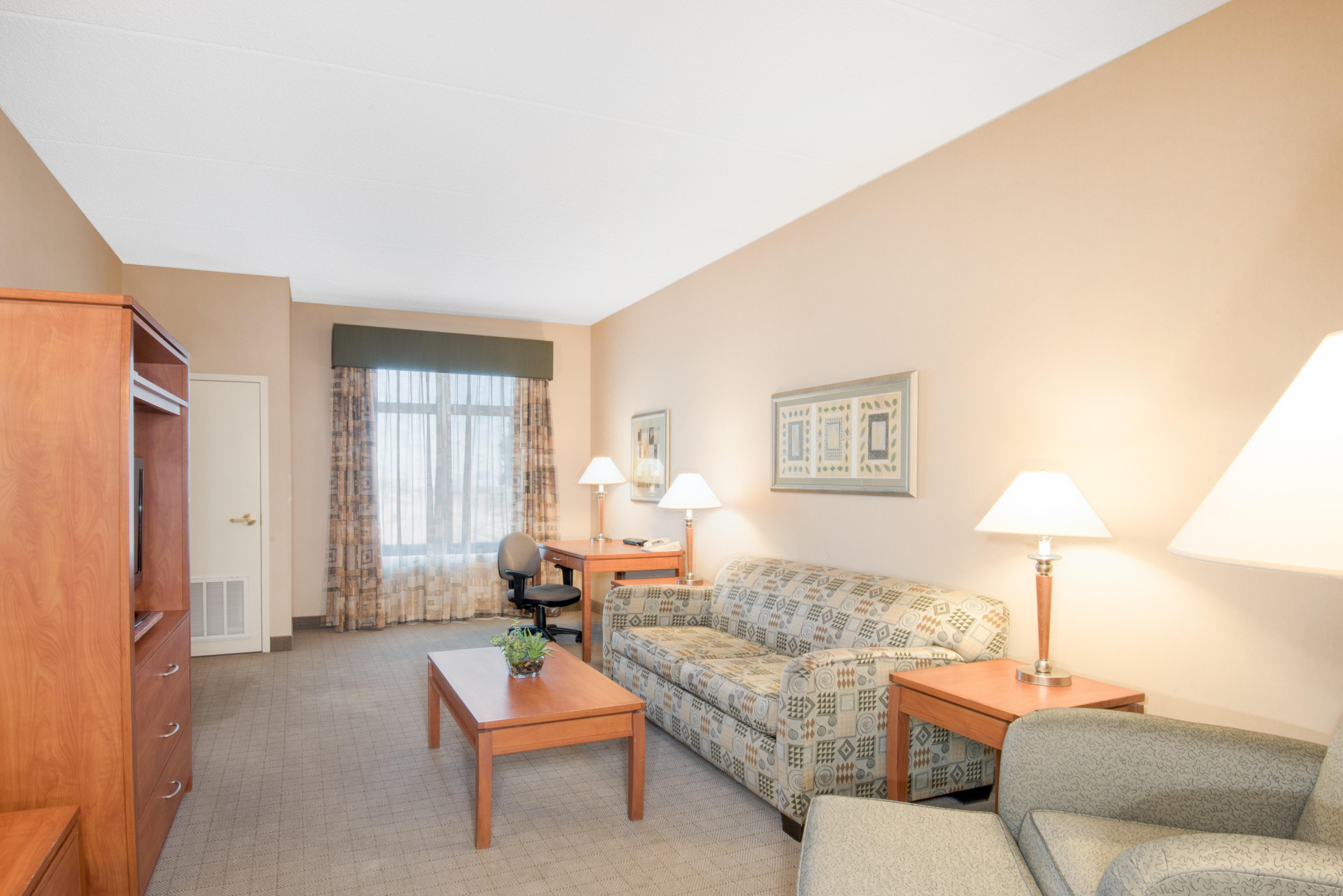 Holiday Inn & Suites Goodyear - West Phoenix Area By Ihg Exterior foto