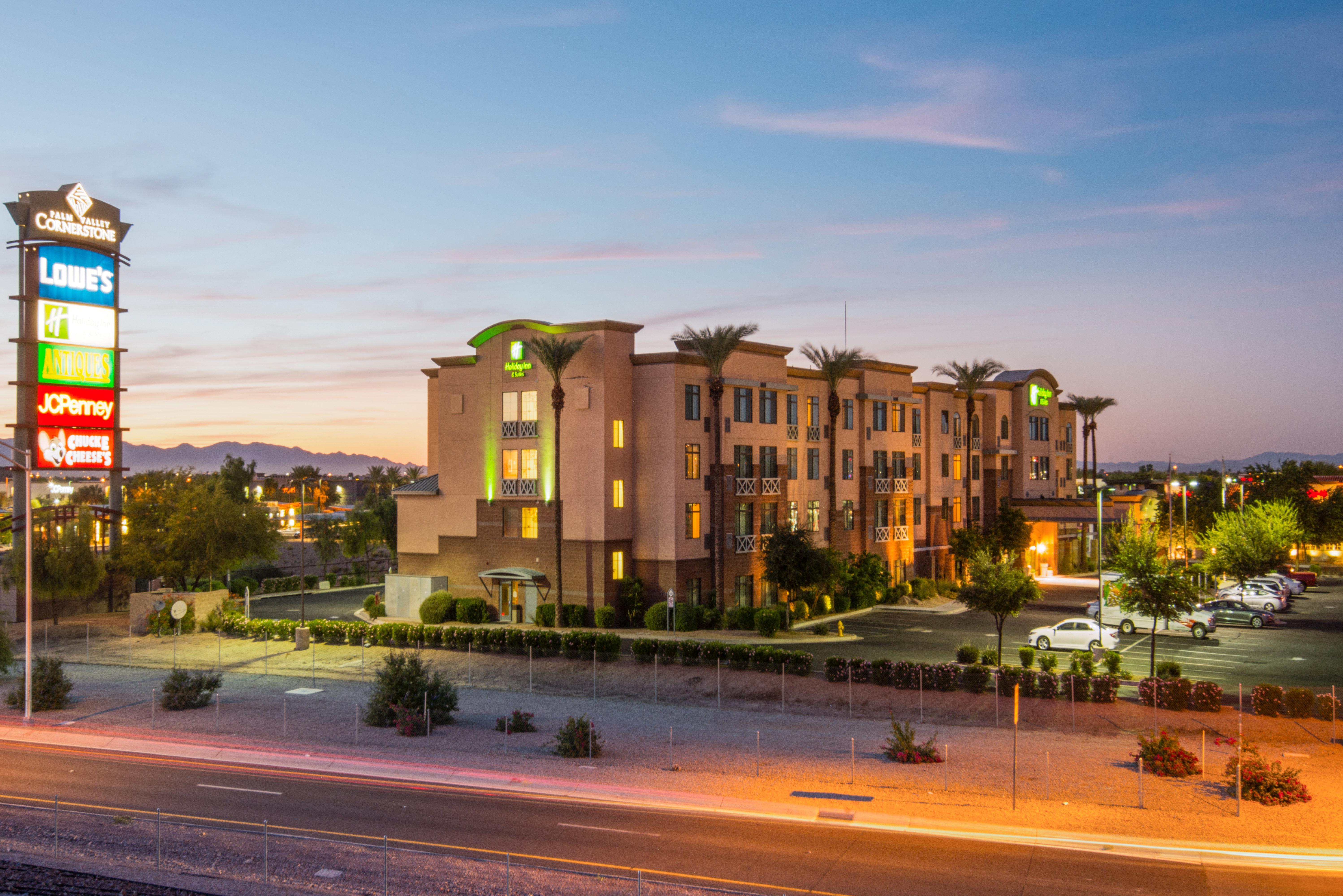 Holiday Inn & Suites Goodyear - West Phoenix Area By Ihg Exterior foto