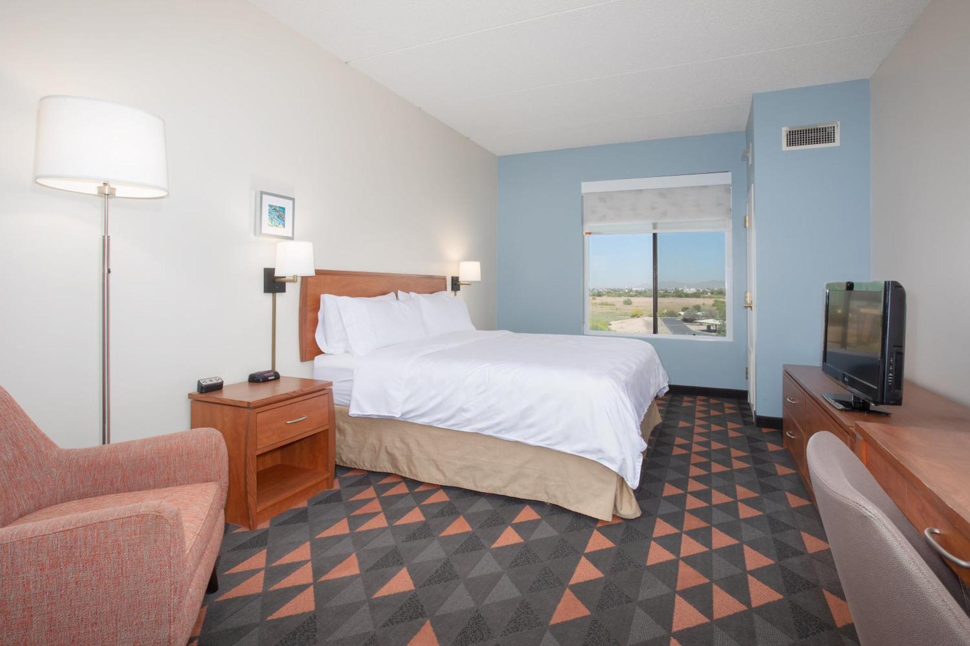 Holiday Inn & Suites Goodyear - West Phoenix Area By Ihg Exterior foto